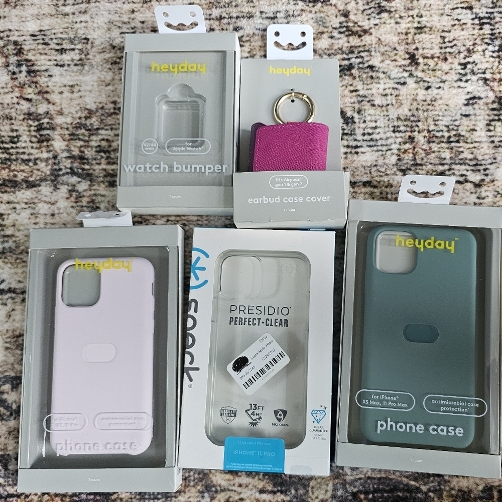 HeyDay And Speck Iphone XS Max, 11 Pro Max Cases And Accessories Bundle